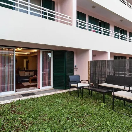 Apartment Ferienwohnung Fuer 6 Personen Ca 130 Qm In So Martinho, Madeira Und Umgebung Funchal (Madeira)